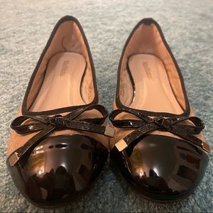 MaxMaxun Cream Quilted Cap Toe Flats